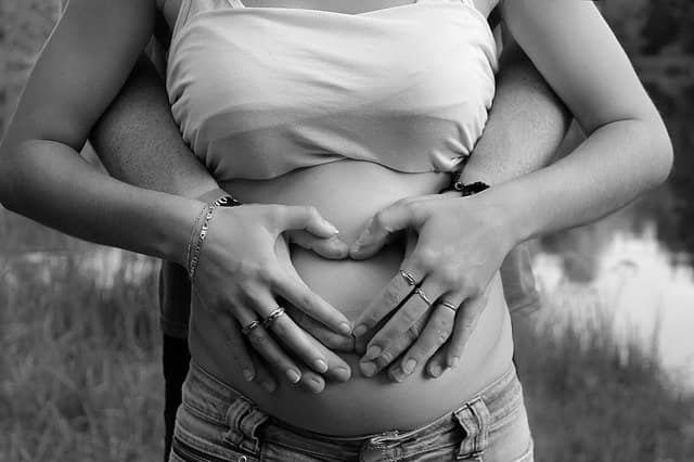 Studium und Schwangerschaft – wie lässt sich beides problemlos vereinen?